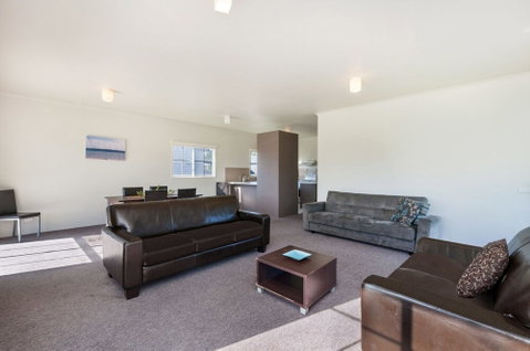Julieanne - Accommodation Perth 6