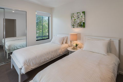 Round About Bulimba - Accommodation Perth 3