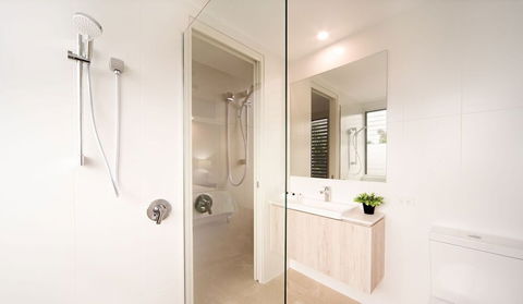 Sur La Mer Four Bedroom - Accommodation Perth 5