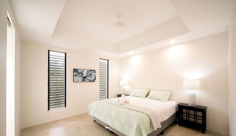 Sur La Mer Four Bedroom - Accommodation Perth 3