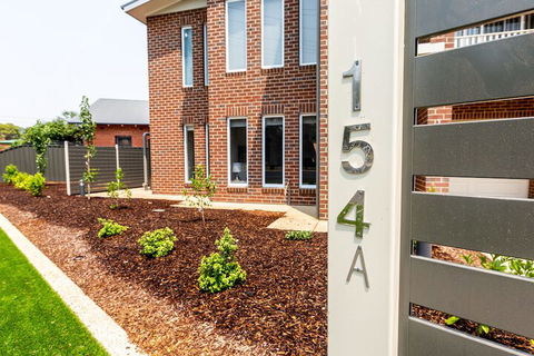 Wagga Apartments 1 - Accommodation Perth 0