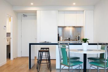 Stunning Harbour & City View Loft - Accommodation Perth 1
