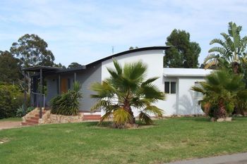 Mathews - Perth Resorts 4