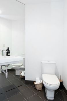 HomeHost Amazing H342 - Accommodation Perth 3