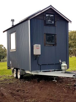 Big Tiny Dale View Tiny House - Accommodation Perth 4