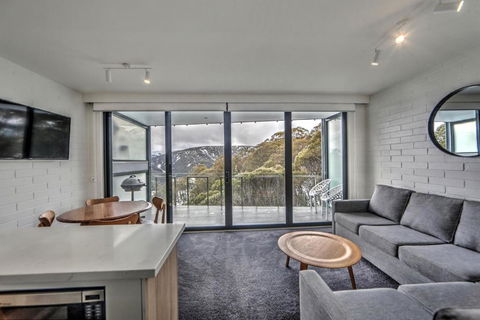 Snow Ski Apartments 23 - Perth Resorts 5