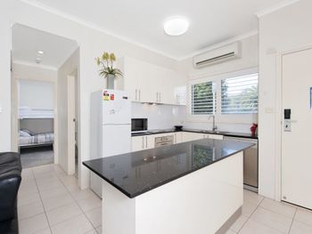 Sandy Point Road Unit 337 265 Pacific Blue - Accommodation Perth 6