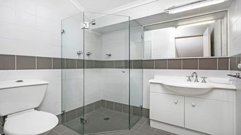 The Apartment Service ALEXA - Accommodation Perth 3