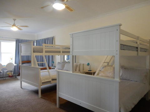 45 Golf Ave Superb Location - Accommodation Perth 3