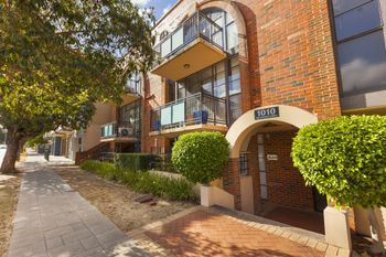 Stylish Inner City Apartment - Accommodation Perth 4