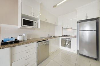 Wyndel Brown Street One Bedroom - Accommodation Perth 3