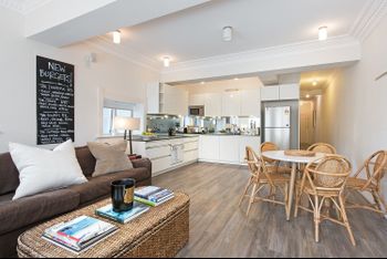 Bondi Beach Waterfront - Accommodation Perth 0