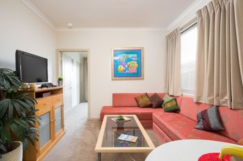 The Executive B & B - Accommodation Perth 0