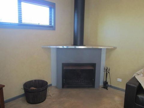 SPUR Of THE MOMENT - Accommodation Perth 2
