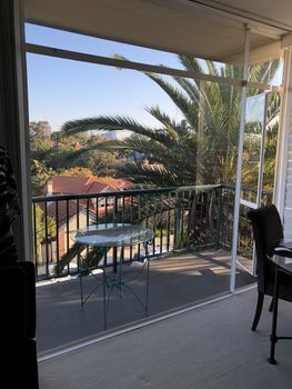 North Sydney Art Bed & Breakfast - Accommodation Perth 4