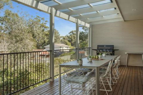 BEACH WITHIN REACH - Perth Resorts 0
