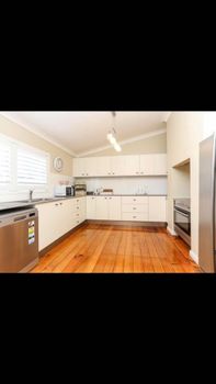 Edgeworth Street Manor - Accommodation Perth 4