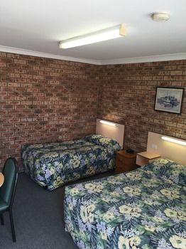 Dragon & Phoenix Motel - Accommodation Perth 3