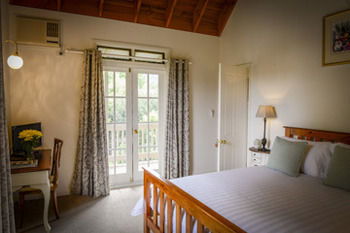 Arcadia Bed & Breakfast & Cottages - Perth Resorts 1