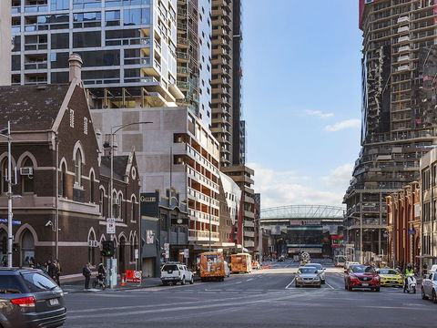 CHARLOTTE Manhatten Building Near Spencer St. & Southern Cross Station - Perth Resorts 5
