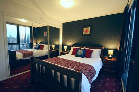Melbourne Stays - City Point Suite - Perth Resorts 3