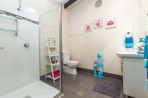 Magical Tomakin Getaway - Accommodation Perth 6
