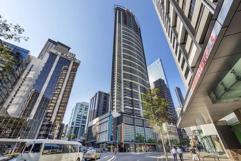 Oaks Aurora Tower - Accommodation Perth 3