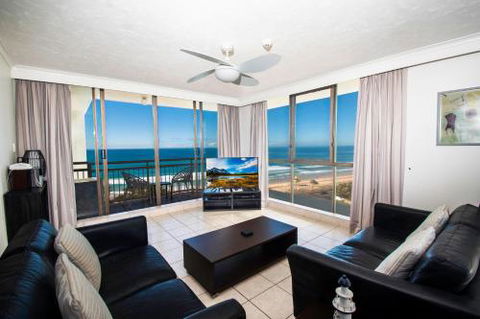 Seacrest Beachfront Holiday Apartments - Accommodation Perth 2