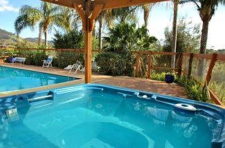 Ambience Holiday Apartments - Accommodation Perth 6