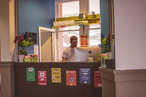 Mad Monkey Backpackers Bayswater - Accommodation Perth 3