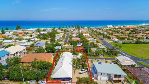Clubyamba Beach Holiday Accommodation - Adults Only - Accommodation Perth 0