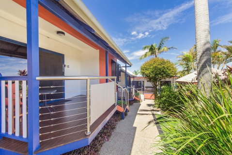 Clubyamba Beach Holiday Accommodation - Adults Only - Accommodation Perth 1
