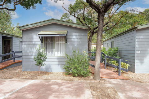Adelaide Caravan Park - Perth Resorts 0
