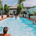 Beach & Bay Holiday House - Accommodation Perth 0