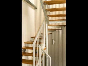 Seaspray Apartments - Accommodation Perth 4
