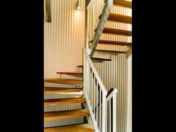 Seaspray Apartments - Accommodation Perth 6