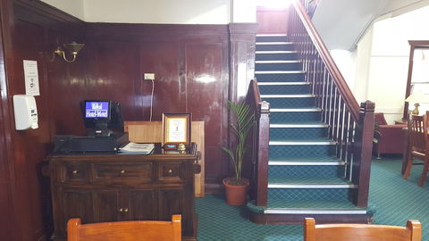 Royal Hotel Tenterfield - Perth Resorts 0