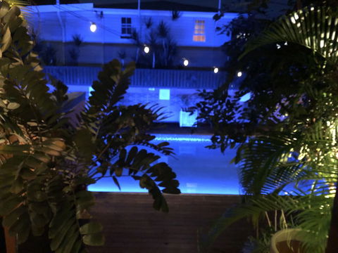 Serenity On Magnetic - Perth Resorts 2