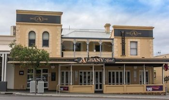 Albany Hotel - Accommodation Perth 0
