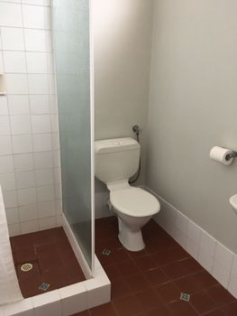 Albany Hotel - Accommodation Perth 2