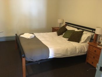 Albany Hotel - Accommodation Perth 3