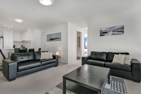 MJ Shortstay Whiteman St Apartments - Accommodation Perth 1