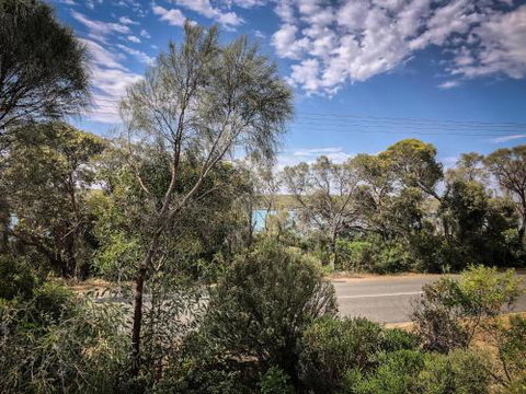 Samphire Beach House - Accommodation Perth 2