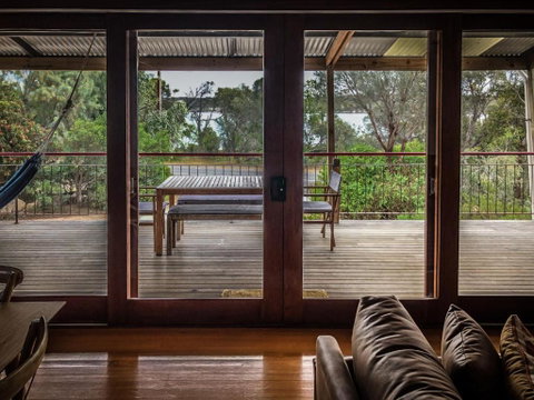 Samphire Beach House - Accommodation Perth 6