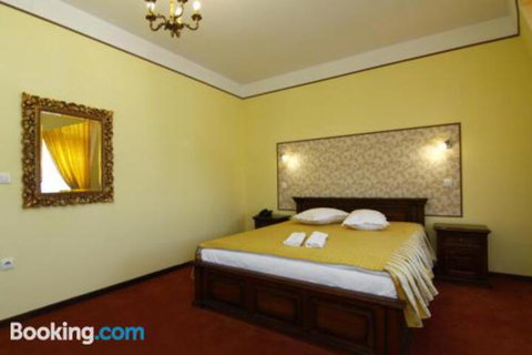 Mole Creek Lodge - Accommodation Perth 0