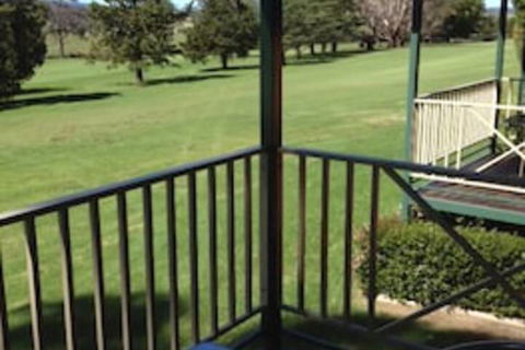 Tenterfield Golf Club Fairways Lodge - Perth Resorts 1