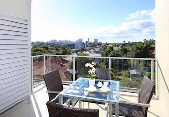 P A Apartments - Accommodation Perth 2