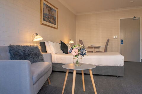 Benson Court Motel - Accommodation Perth 3