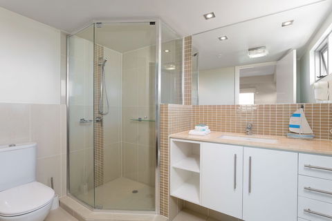 Proximity Waterfront Apartments - Accommodation Perth 2