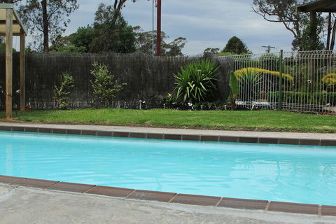 Calder Family Motel - Accommodation Perth 6